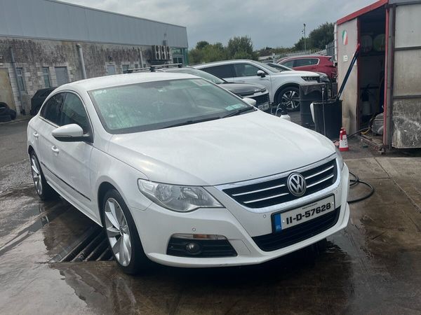 Volkswagen Passat Coupe, Diesel, 2011, White