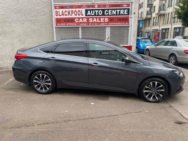 Hyundai i40 Saloon, Diesel, 2016, Grey