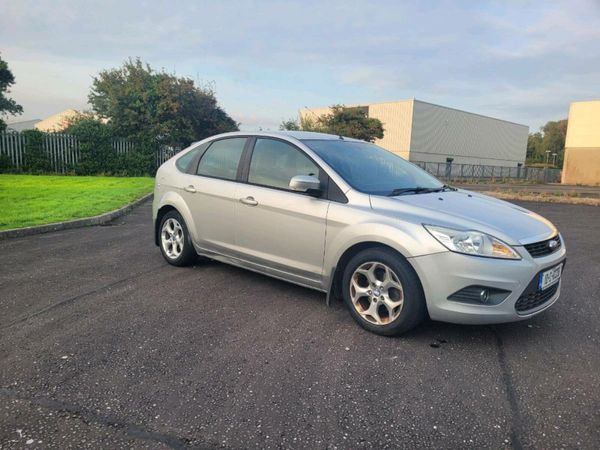 Ford Focus Hatchback, Diesel, 2010, Silver