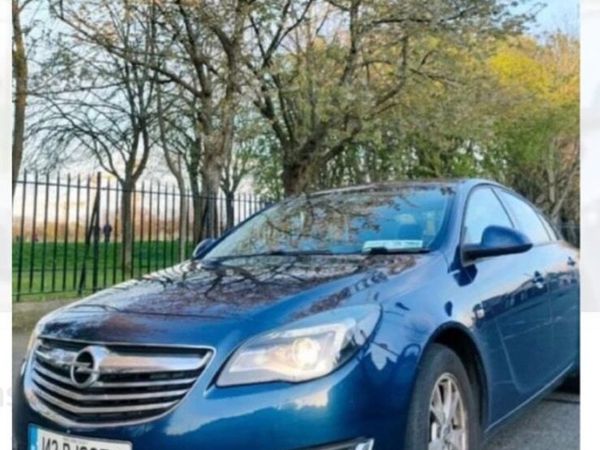 Opel Insignia Saloon, Diesel, 2014, Blue