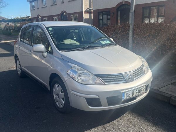 Nissan Tiida Hatchback, Petrol, 2008, Silver