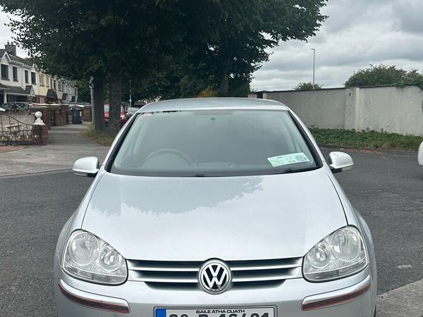Volkswagen Golf Hatchback, Petrol, 2008, Silver