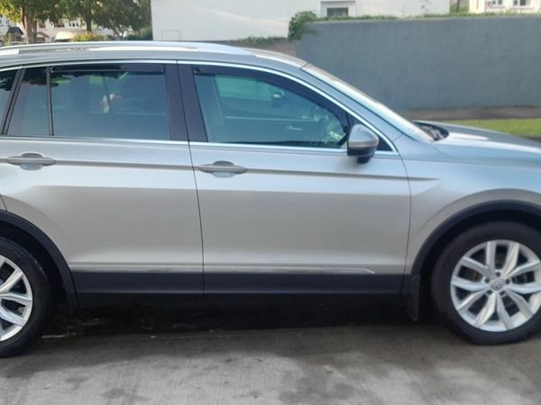 Volkswagen Tiguan SUV, Diesel, 2016, Silver