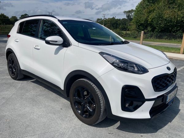 Kia Sportage SUV, Diesel Hybrid, 2021, White