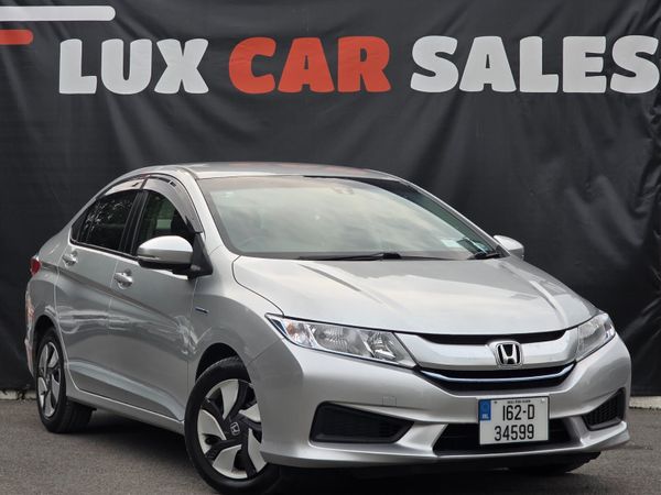Honda Grace Saloon, Petrol Hybrid, 2016, Silver
