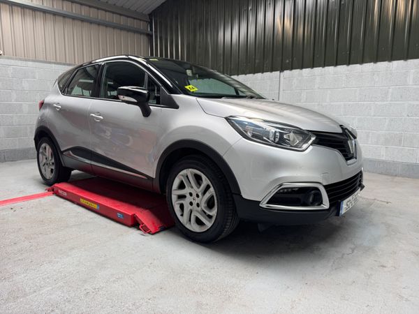 Renault Captur Hatchback, Diesel, 2015, Silver