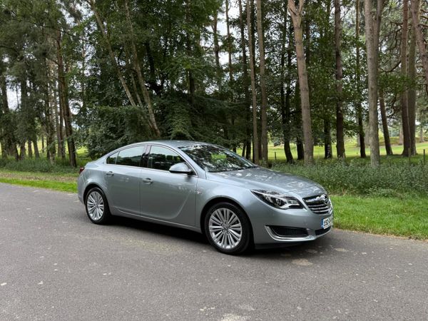 Opel Insignia Saloon, Diesel, 2015, Silver