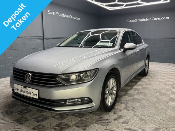 Volkswagen Passat Saloon, Diesel, 2016, Silver