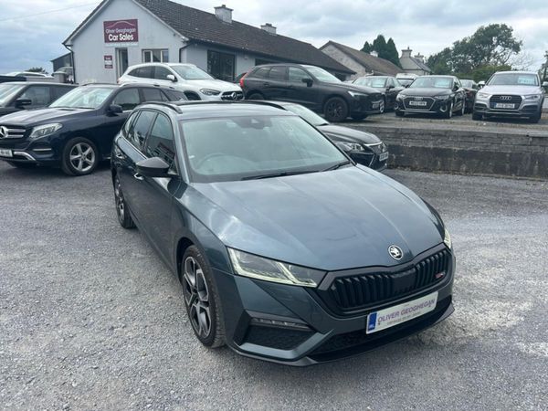 Skoda Octavia Estate, Petrol Plug-in Hybrid, 2022, Grey