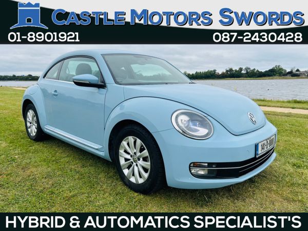 Volkswagen Beetle Hatchback, Petrol, 2014, Blue