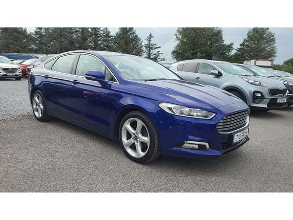 Ford Mondeo Hatchback, Diesel, 2017, Blue