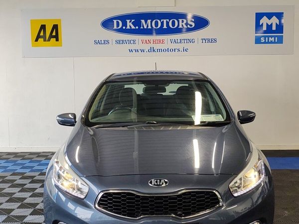 Kia Ceed Hatchback, Diesel, 2015, Blue
