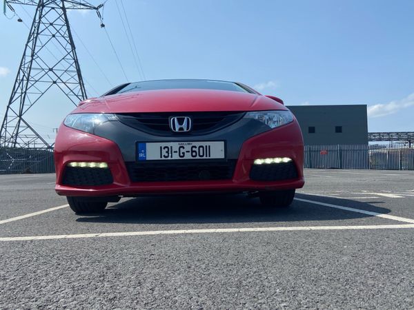 Honda Civic Hatchback, Petrol, 2013, Red