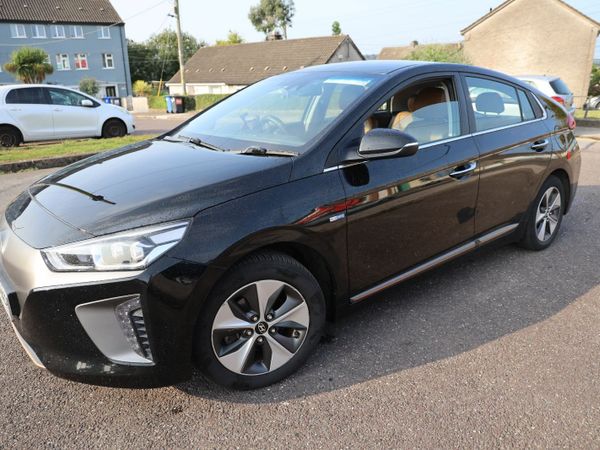 Hyundai IONIQ Hatchback, Electric, 2018, Black