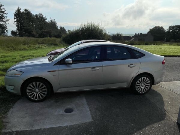Ford Mondeo Hatchback, Diesel, 2009, Silver