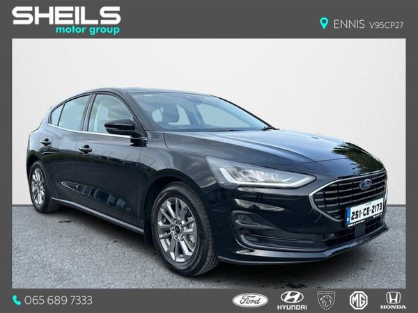 Ford Focus Hatchback, Petrol Hybrid, 2025, Black