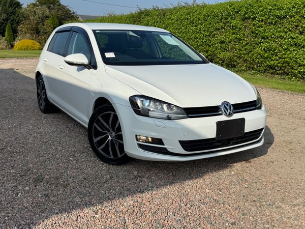 Volkswagen Golf Hatchback, Petrol, 2017, White