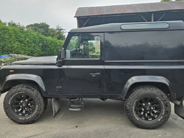 Land Rover Defender SUV, Diesel, 2007, Black