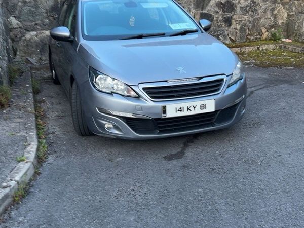 Peugeot 308 Hatchback, Diesel, 2014, Grey
