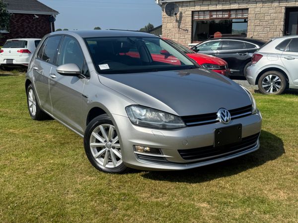 Volkswagen Golf Hatchback, Petrol, 2016, Beige