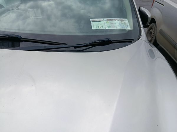 Nissan Qashqai Hatchback, Diesel, 2016, Silver