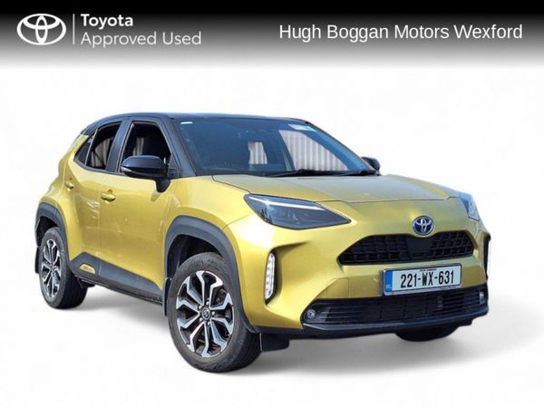 Toyota Yaris Hatchback, Petrol Hybrid, 2022, Yellow