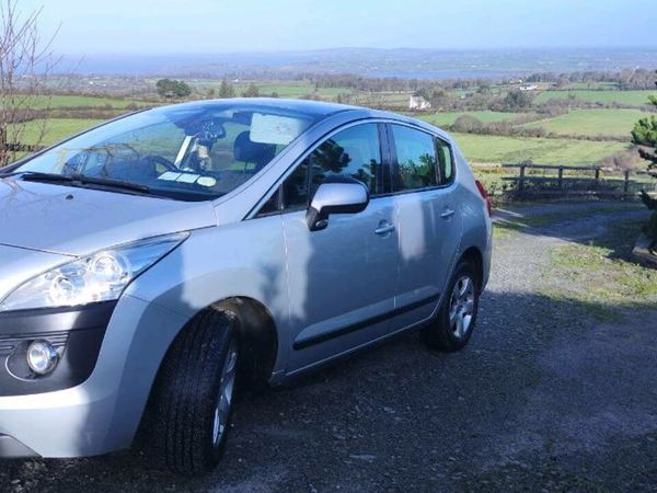 Peugeot 3008 MPV, Diesel, 2013, Grey