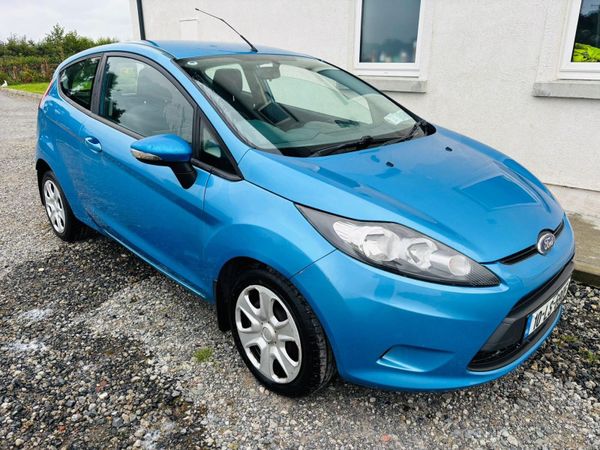 Ford Fiesta Hatchback, Petrol, 2010, Blue