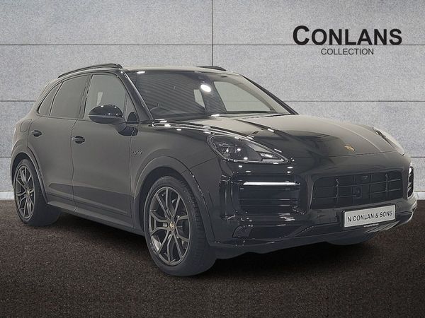 Porsche Cayenne SUV, Petrol Plug-in Hybrid, 2023, Black
