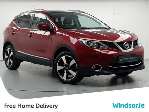 Nissan Qashqai SUV, Diesel, 2017, Red