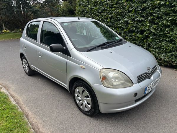 Toyota Yaris Hatchback, Petrol, 2002, Silver