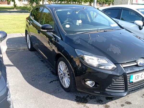 Ford Focus Hatchback, Petrol, 2013, Black