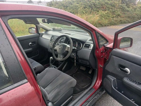 Nissan Tiida Saloon, Petrol, 2008, Red