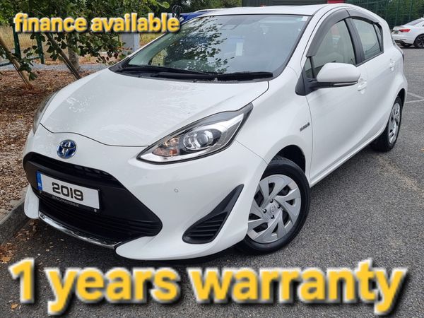 Toyota Aqua Hatchback, Petrol Hybrid, 2019, White
