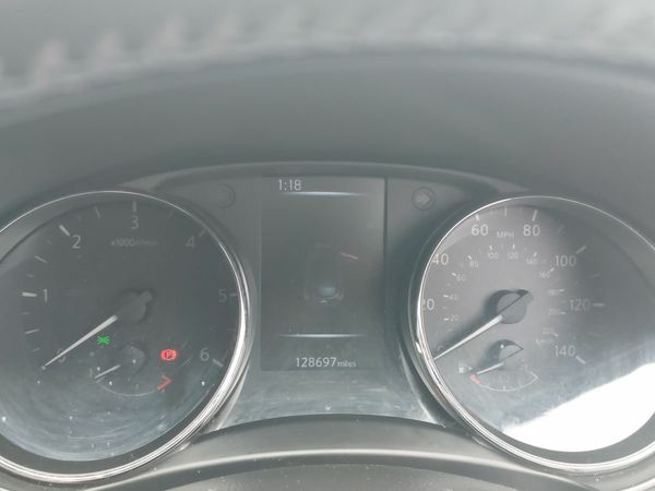 Nissan Qashqai Hatchback, Diesel, 2014, Black