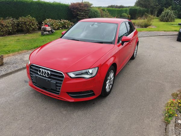 Audi A3 Hatchback, Petrol, 2014, Red
