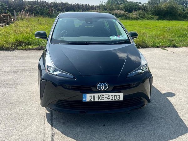 Toyota Prius Hatchback, Petrol Hybrid, 2021, Black