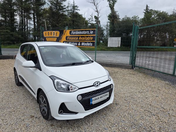Hyundai i10 Hatchback, Petrol, 2019, White