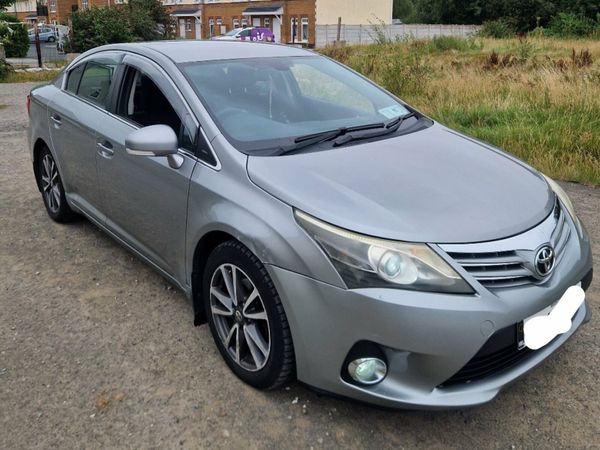 Toyota Avensis Saloon, Diesel, 2012, Grey