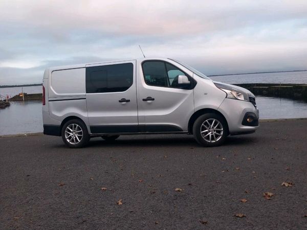 Renault Trafic MPV, Diesel, 2017, Grey