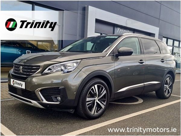 Peugeot 5008 MPV, Diesel, 2020, Grey