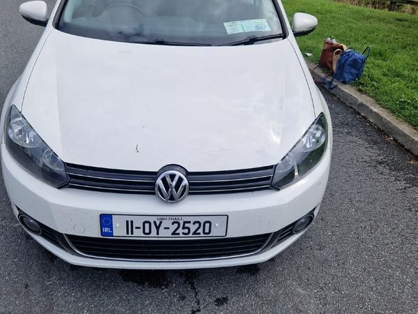 Volkswagen Golf Hatchback, Petrol, 2011, White