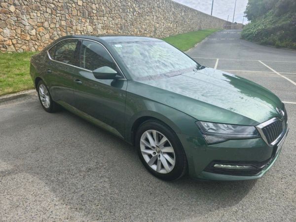 Skoda Superb Saloon, Diesel, 2021, Green