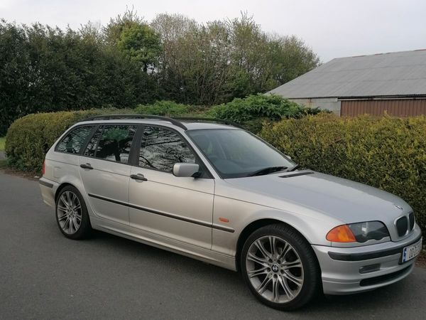 BMW 3-Series Estate/Jeep, Petrol, 2000, Silver
