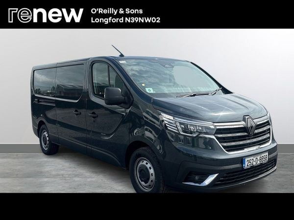 Renault Trafic MPV, Diesel, 2025, Grey
