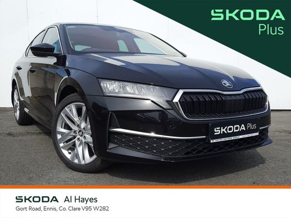 Skoda Octavia Saloon, Diesel, 2025, Black