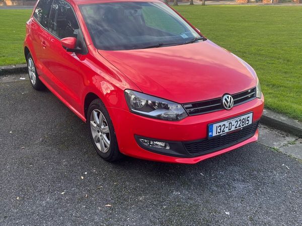 Volkswagen Polo Hatchback, Petrol, 2013, Red
