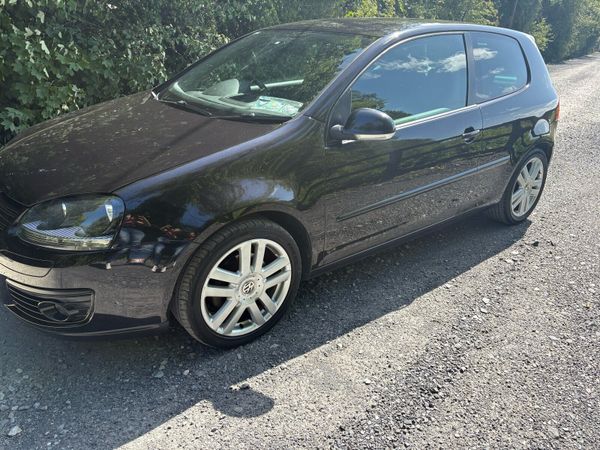 Volkswagen Golf Hatchback, Petrol, 2008, Black
