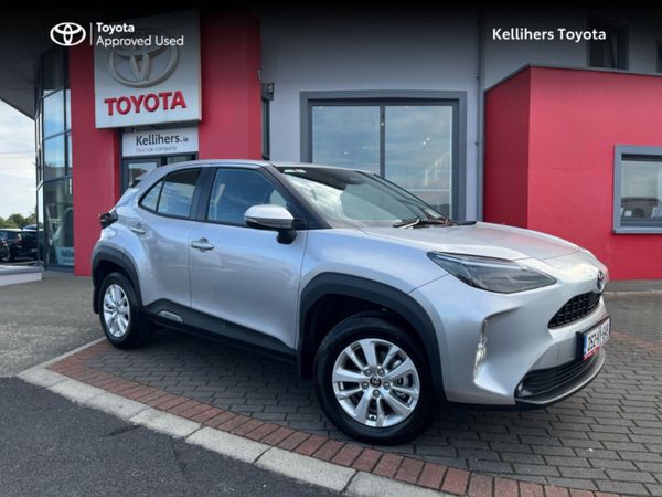 Toyota Yaris Cross SUV, Petrol Hybrid, 2025, Silver
