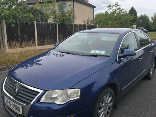 Volkswagen Passat Saloon, Diesel, 2009, Blue